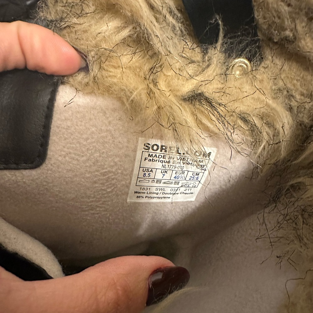 Sorel winter boot - Picture 4 of 4